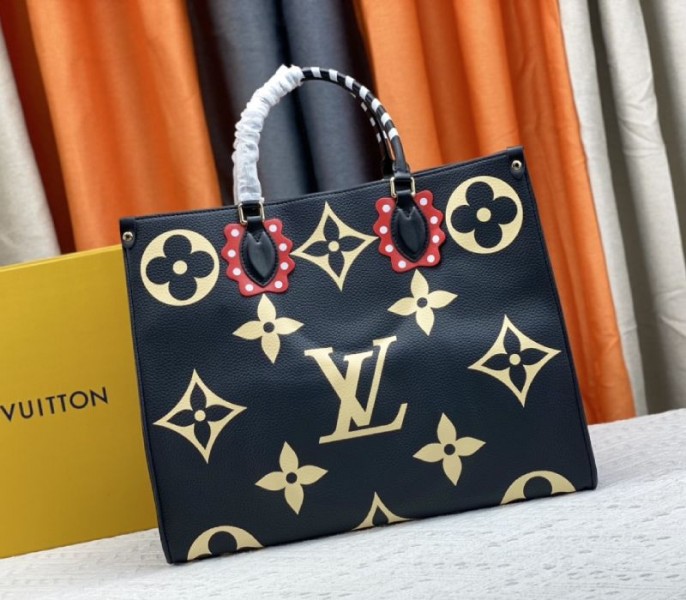 Fake Louis Vuitton Monogram Empreinte Leather Crafty OnTheGo GM Tote In Black